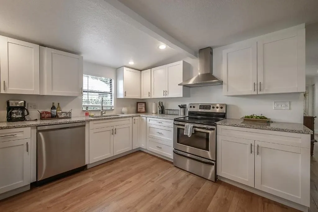 탬파 Renovated Seminole Heights Beauty 빌라 0*,