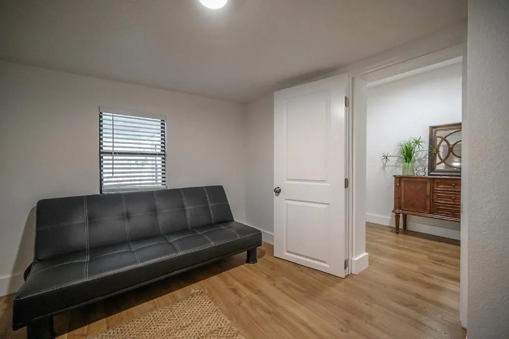 Prázdninový dům Vila Renovated Seminole Heights Beauty Tampa